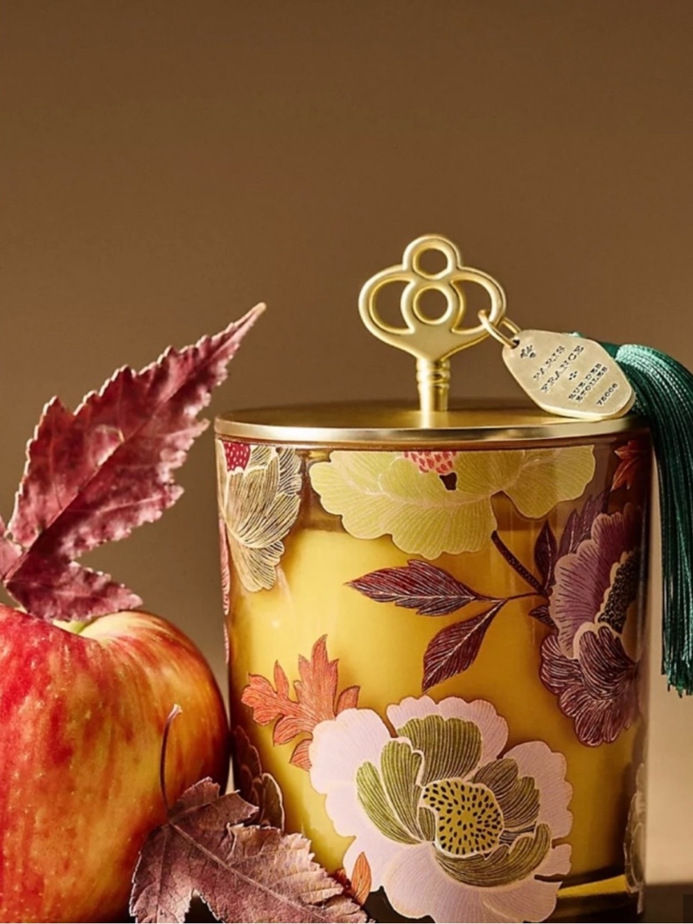 ✨🆕 NIB Anthropologie Amelie Fruity Honeycrisp Oakwood Lidded Glass Candle